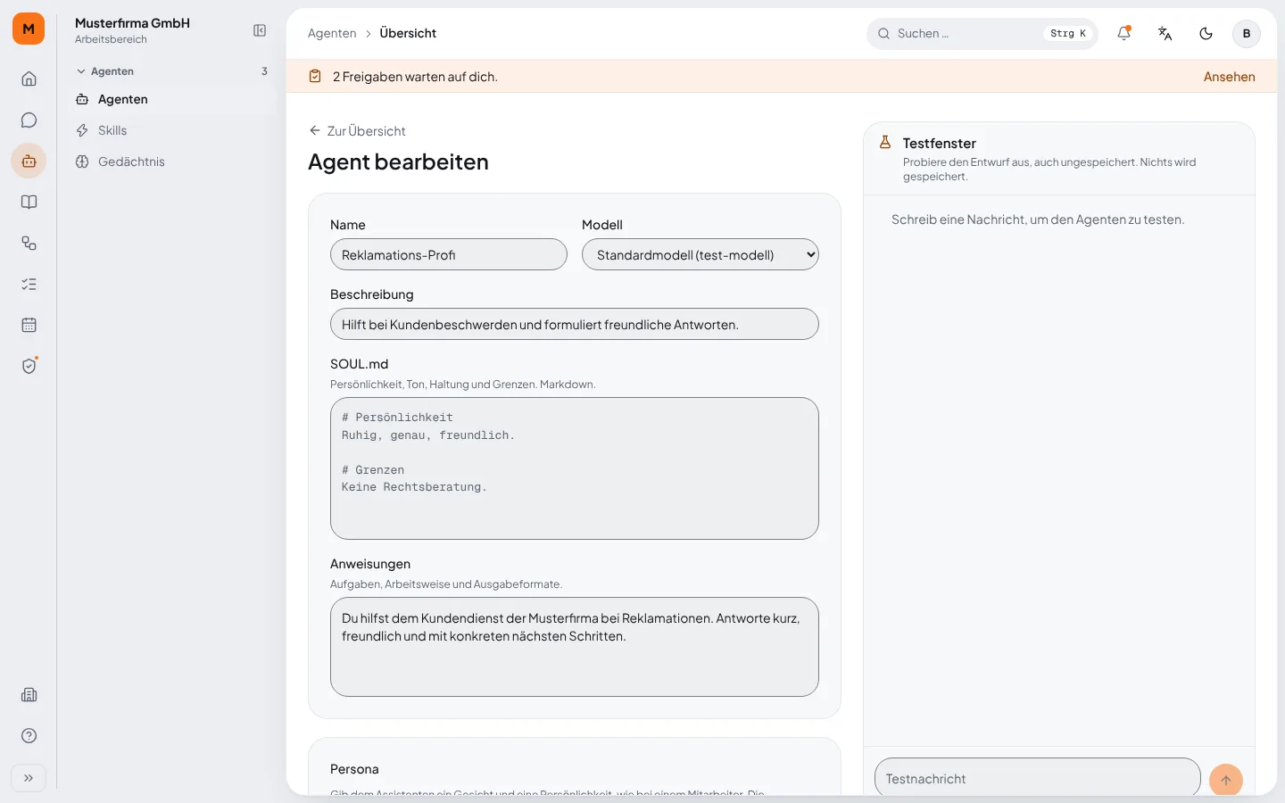 Agent-Editor in Lokyy mit Anweisungen und Testfenster